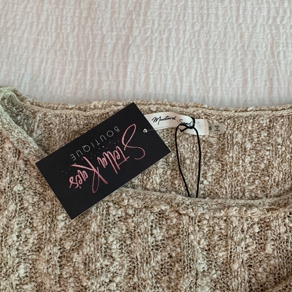 NWT Shop Stella Rae’s loose fit waist length knit sweater - Picture 3 of 6